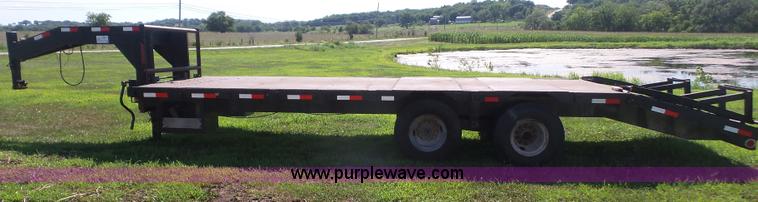 image for item K4733 1985 Rew G20D equipment trailer
