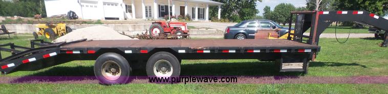 image for item K4733 1985 Rew G20D equipment trailer