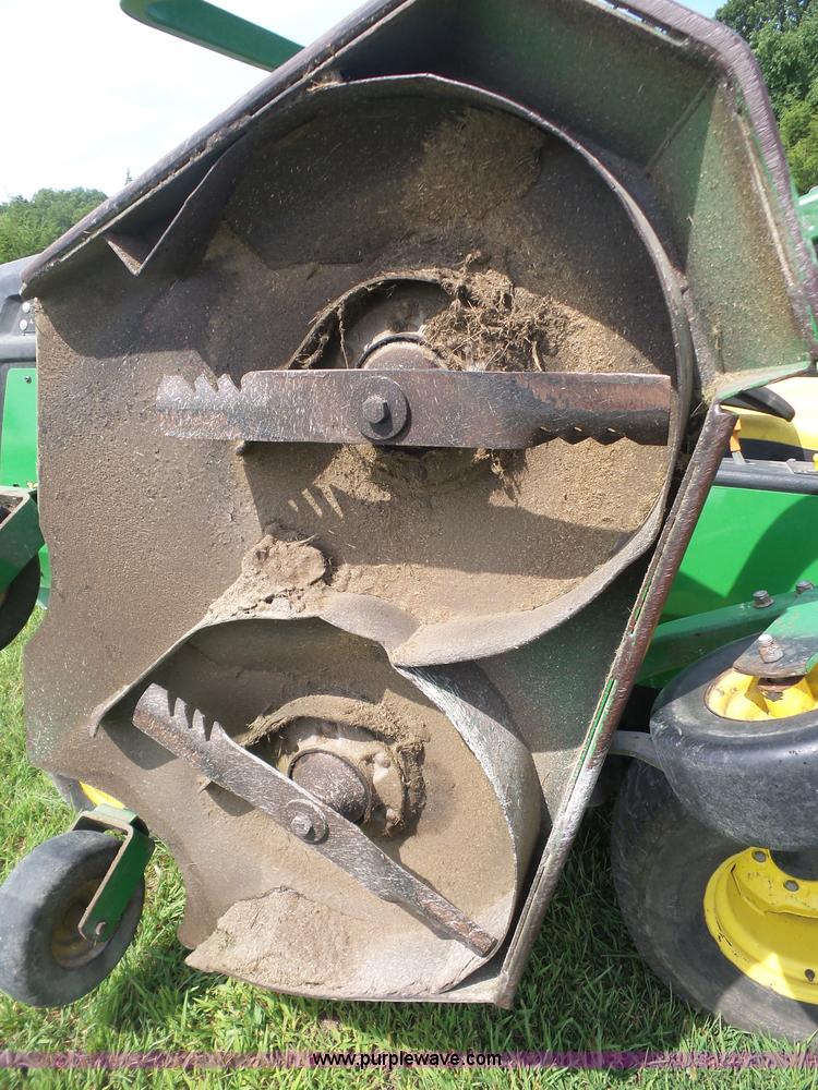 image for item K4740 2013 John Deere 1600 Series II lawn mower