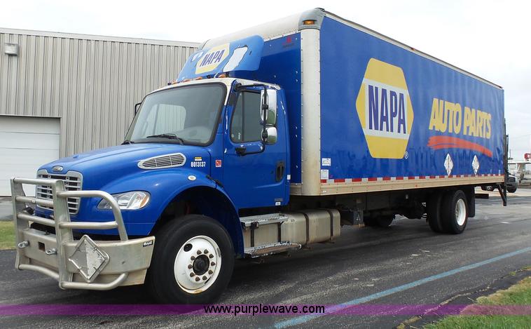 image for item K5269 2009 Freightliner Business Class M2 box truck