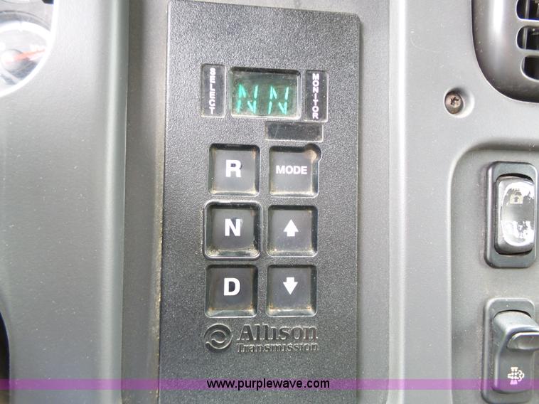 image for item K5269 2009 Freightliner Business Class M2 box truck