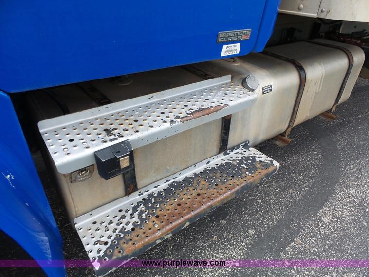 image for item K5269 2009 Freightliner Business Class M2 box truck