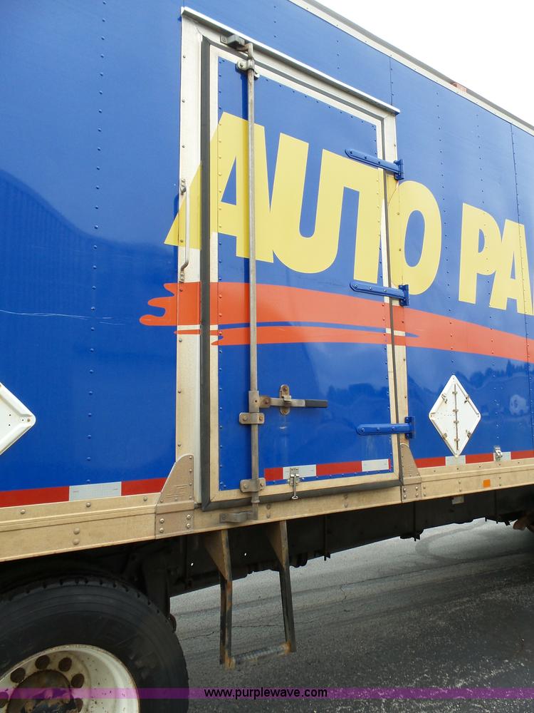 image for item K5269 2009 Freightliner Business Class M2 box truck