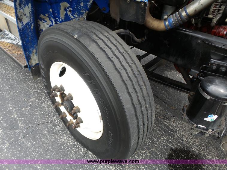 image for item K5269 2009 Freightliner Business Class M2 box truck