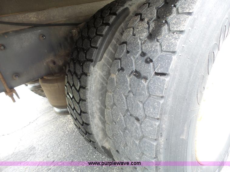 image for item K5269 2009 Freightliner Business Class M2 box truck