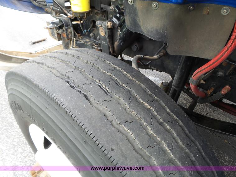 image for item K5269 2009 Freightliner Business Class M2 box truck