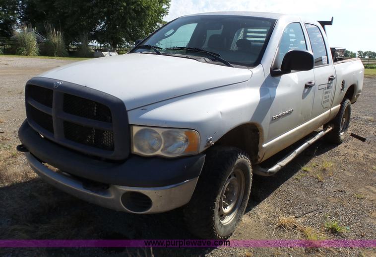 image for item K5274 2004 Dodge Ram 2500 pickup truck