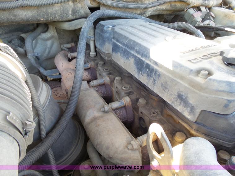 image for item K5274 2004 Dodge Ram 2500 pickup truck