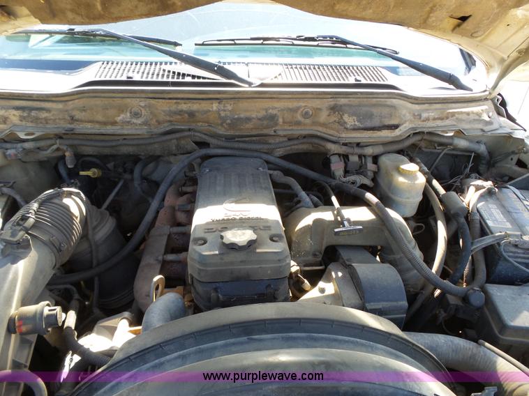 image for item K5274 2004 Dodge Ram 2500 pickup truck