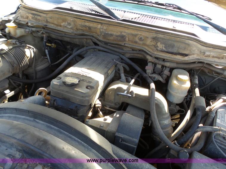 image for item K5274 2004 Dodge Ram 2500 pickup truck