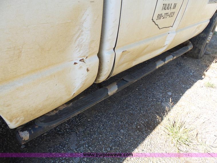 image for item K5274 2004 Dodge Ram 2500 pickup truck