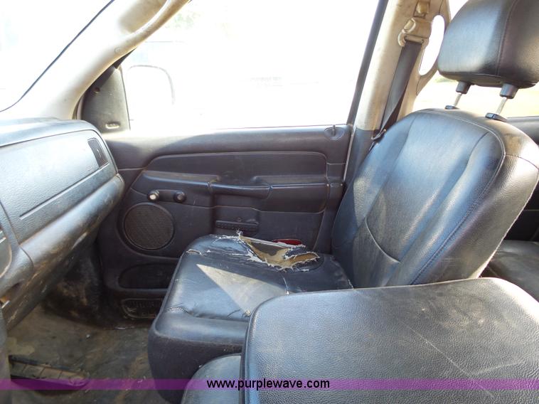 image for item K5276 2004 Dodge Ram 2500 Quad Cab pickup truck