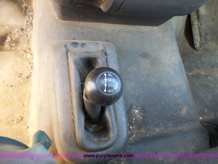 image for item K5276 2004 Dodge Ram 2500 Quad Cab pickup truck