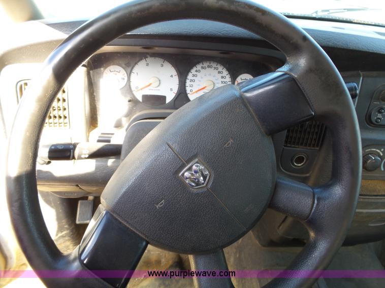 image for item K5276 2004 Dodge Ram 2500 Quad Cab pickup truck