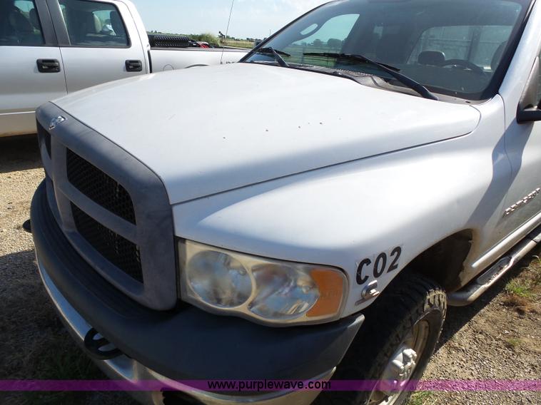 image for item K5276 2004 Dodge Ram 2500 Quad Cab pickup truck