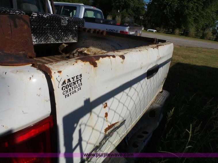 image for item K5276 2004 Dodge Ram 2500 Quad Cab pickup truck