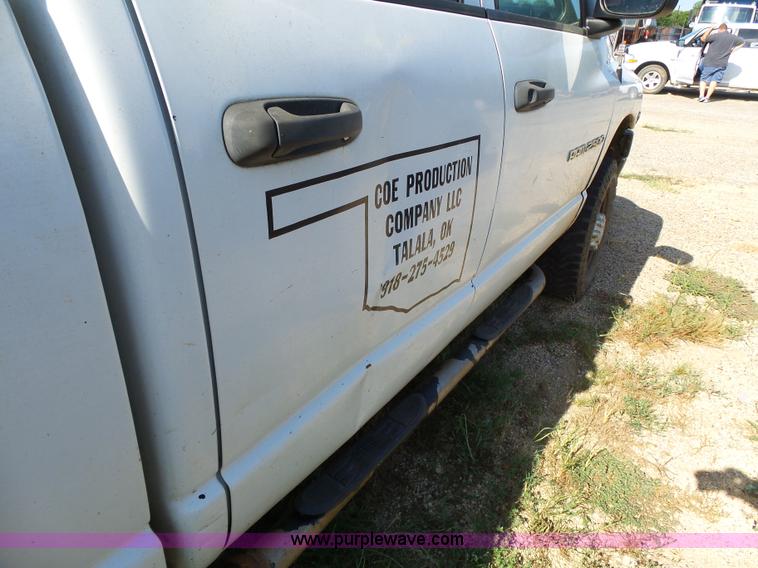image for item K5276 2004 Dodge Ram 2500 Quad Cab pickup truck