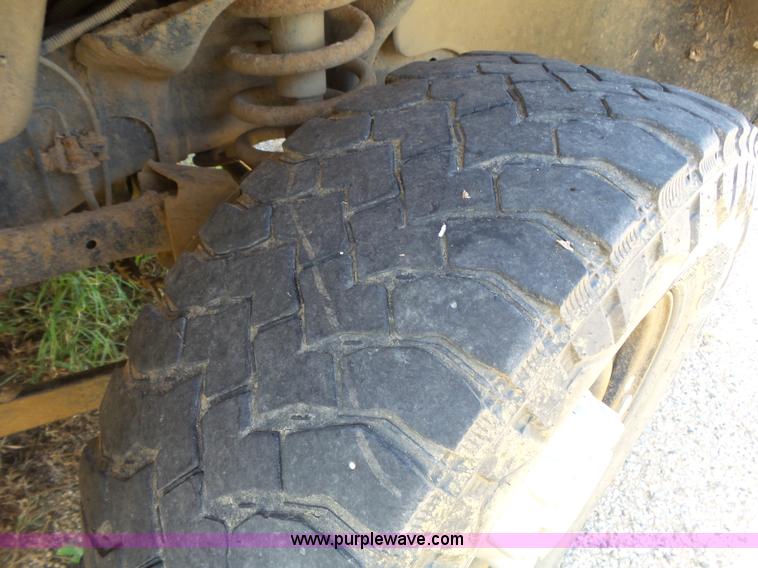 image for item K5276 2004 Dodge Ram 2500 Quad Cab pickup truck