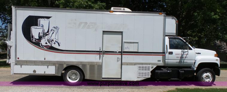 image for item K5331 1992 GMC TopKick delivery truck