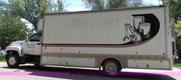 image for item K5331 1992 GMC TopKick delivery truck