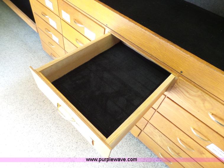 image for item K5331 1992 GMC TopKick delivery truck