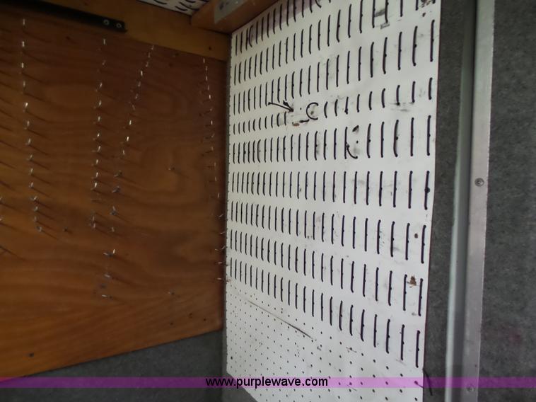 image for item K5331 1992 GMC TopKick delivery truck