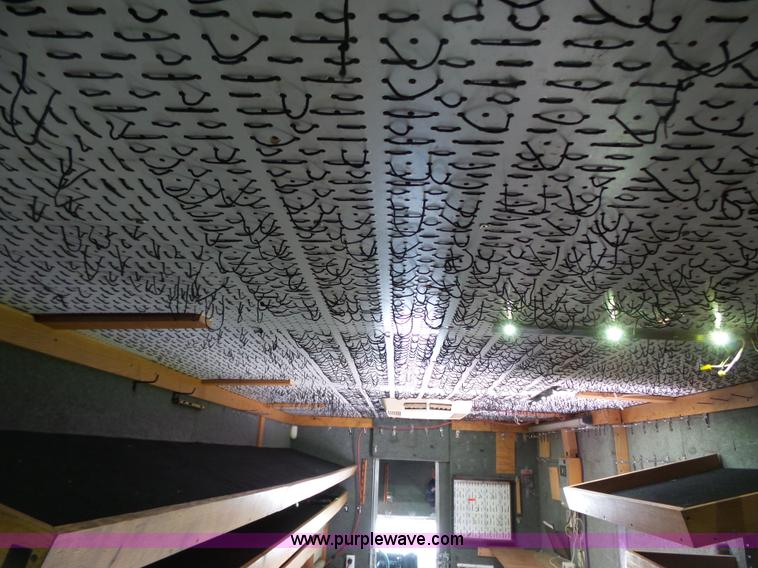 image for item K5331 1992 GMC TopKick delivery truck