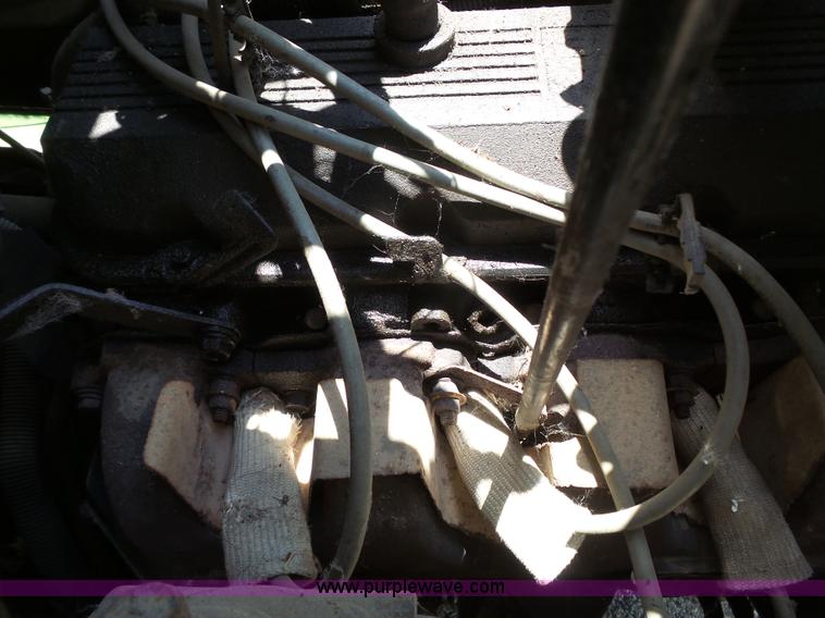 image for item K5331 1992 GMC TopKick delivery truck