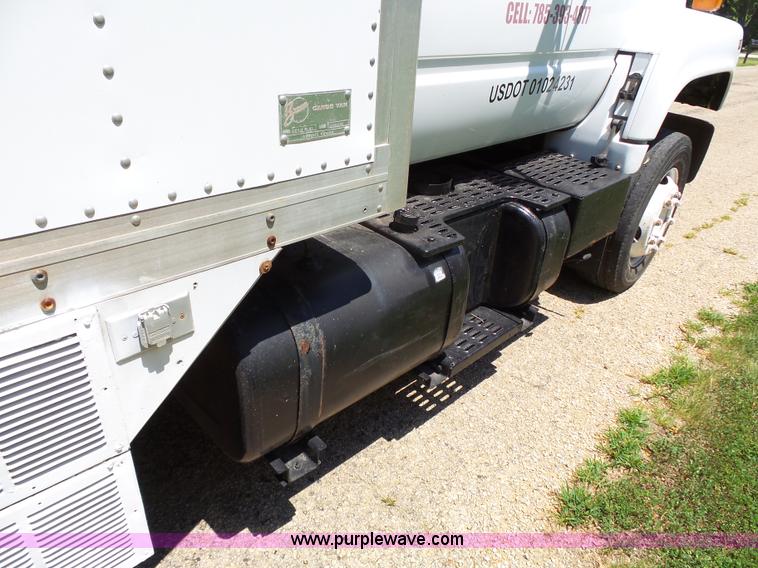 image for item K5331 1992 GMC TopKick delivery truck