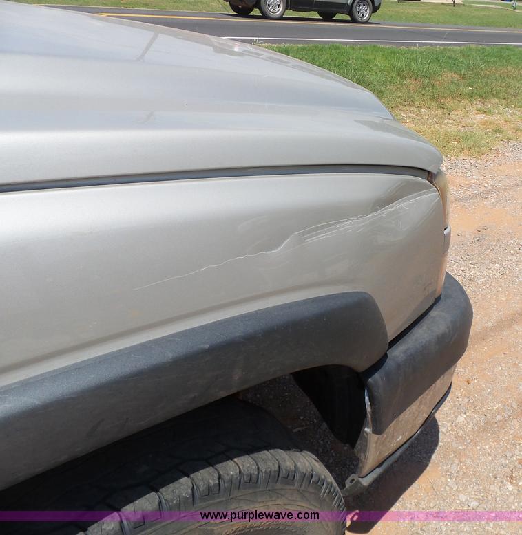 image for item K7063 2007 Chevrolet Silverado Classic 2500HD Ext. Cab pickup truck