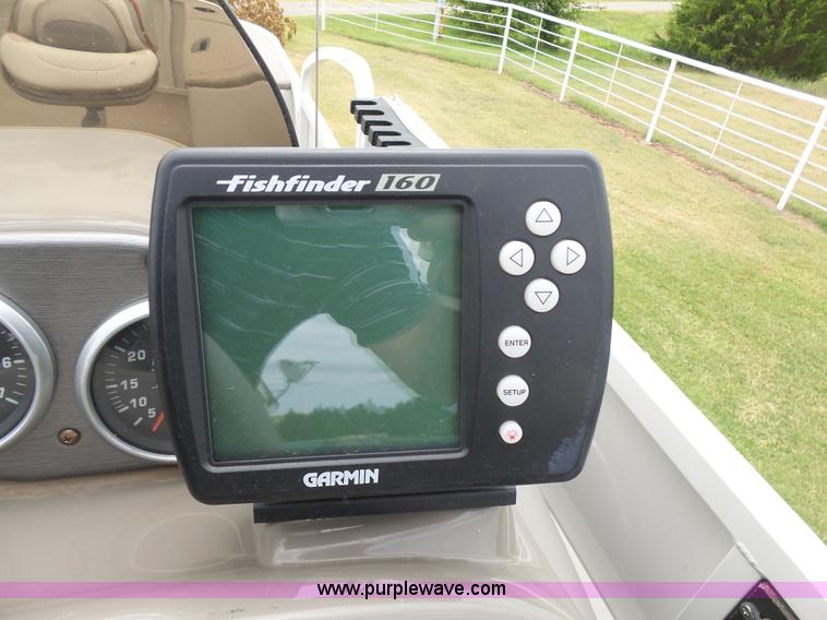 image for item K7064 2004 Crestline 2285CFI pontoon boat