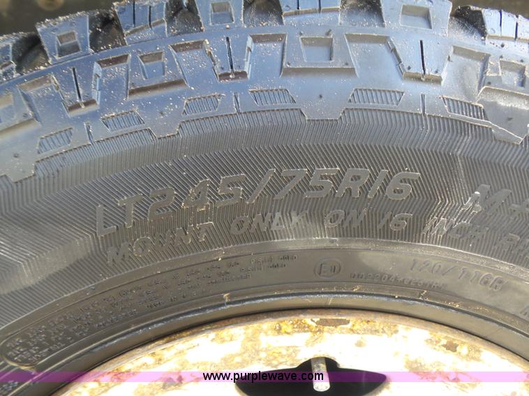 image for item K7730 2007 Chevrolet Silverado Classic 2500HD utility truck