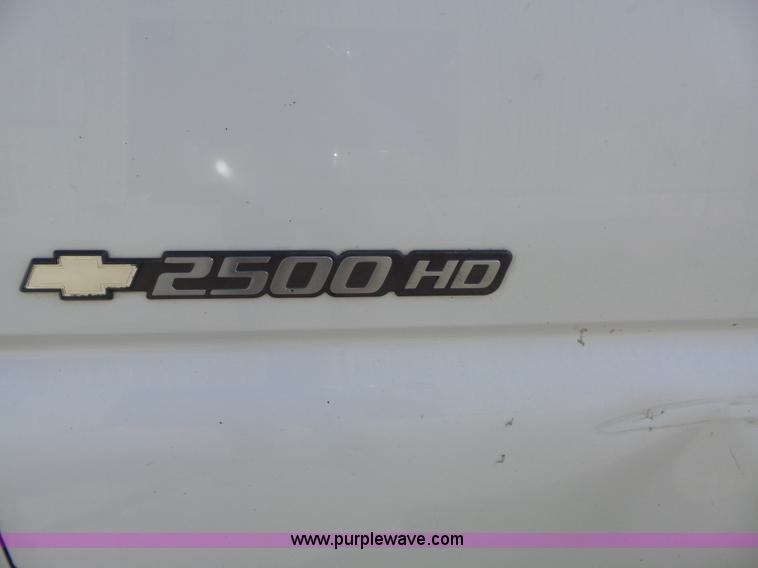 image for item K7730 2007 Chevrolet Silverado Classic 2500HD utility truck