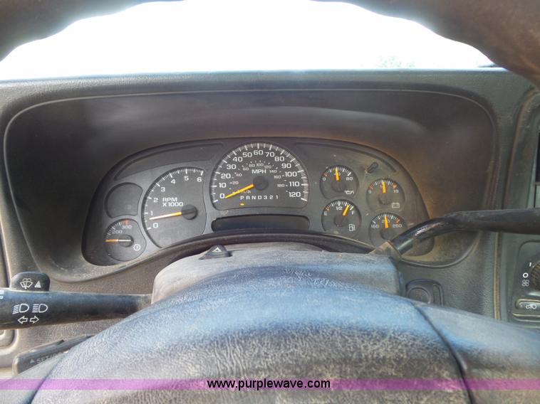 image for item K7730 2007 Chevrolet Silverado Classic 2500HD utility truck