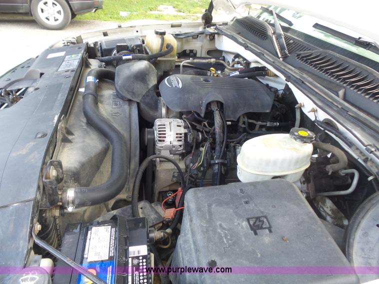 image for item K7730 2007 Chevrolet Silverado Classic 2500HD utility truck