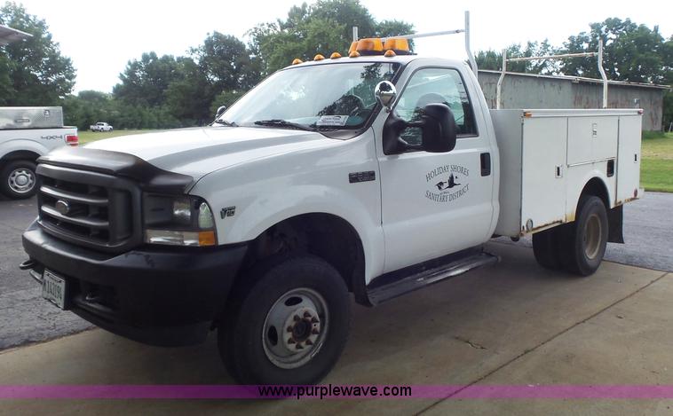 image for item K7733 2003 Ford F350 Super Duty XL utility truck