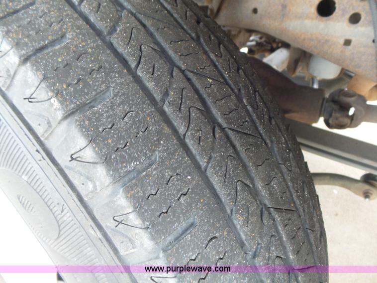 image for item K7733 2003 Ford F350 Super Duty XL utility truck