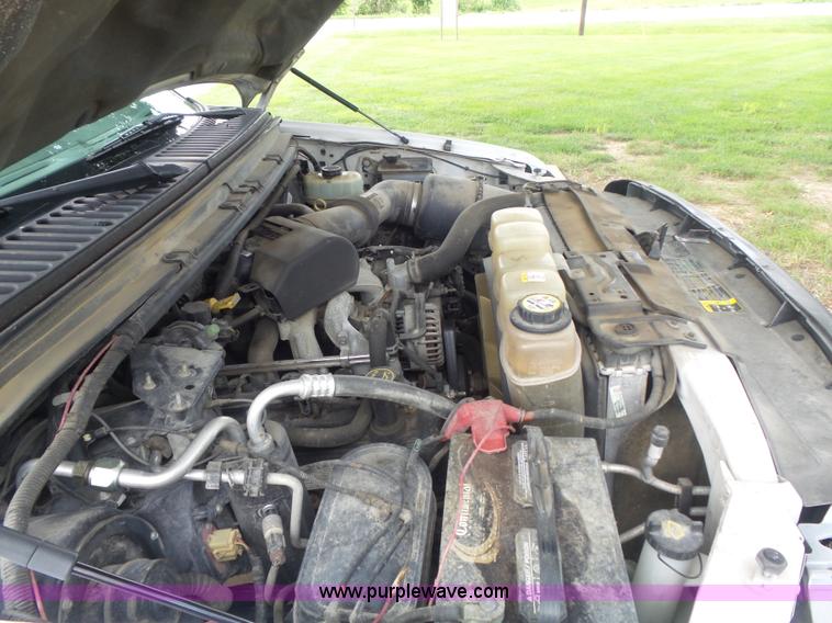 image for item K7733 2003 Ford F350 Super Duty XL utility truck