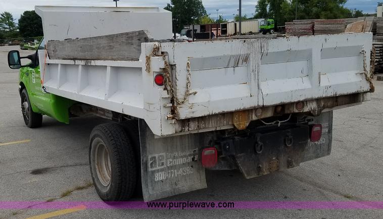image for item L3512 1999 Ford F350 Super Duty dump bed pickup truck