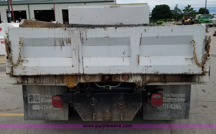 image for item L3512 1999 Ford F350 Super Duty dump bed pickup truck