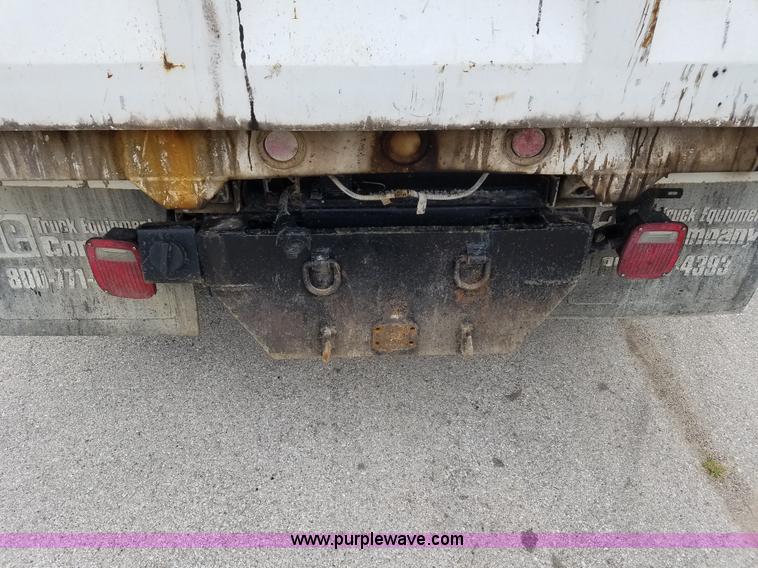 image for item L3512 1999 Ford F350 Super Duty dump bed pickup truck