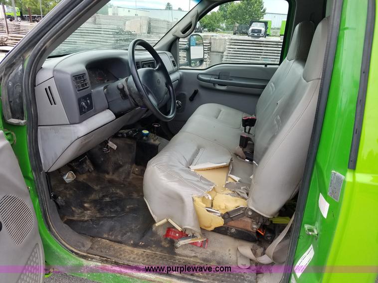 image for item L3512 1999 Ford F350 Super Duty dump bed pickup truck