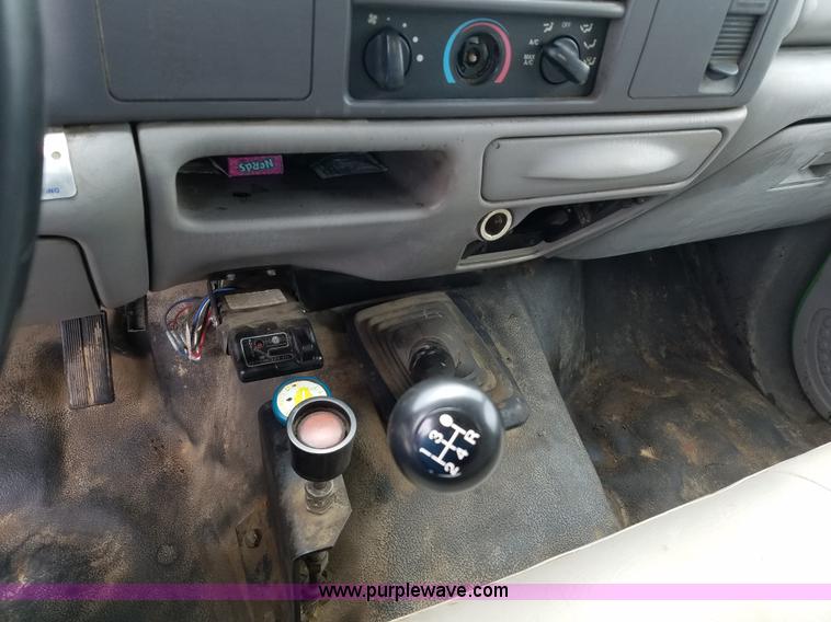 image for item L3512 1999 Ford F350 Super Duty dump bed pickup truck