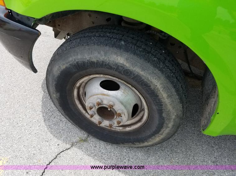 image for item L3512 1999 Ford F350 Super Duty dump bed pickup truck