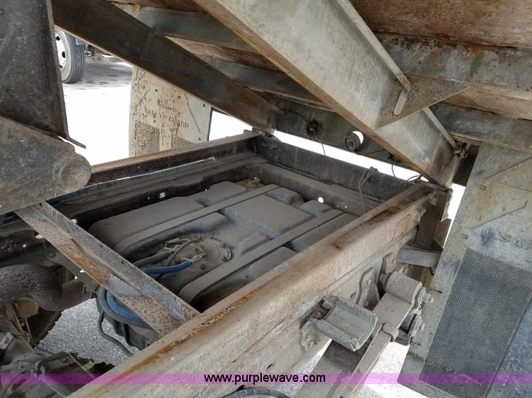 image for item L3513 1999 Ford 420 dump bed truck