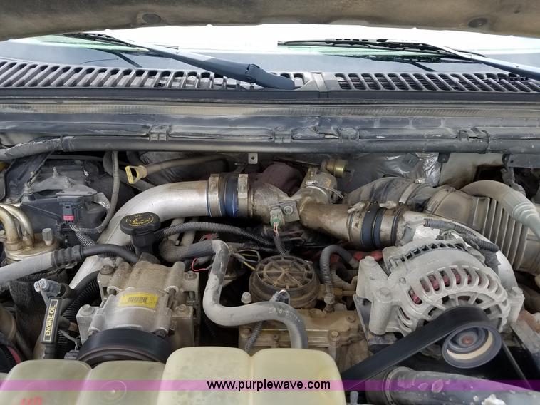 image for item L3513 1999 Ford 420 dump bed truck