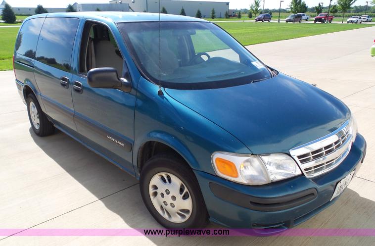 image for item L5518 2003 Chevrolet Venture van