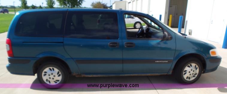 image for item L5518 2003 Chevrolet Venture van