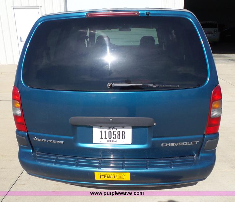image for item L5518 2003 Chevrolet Venture van