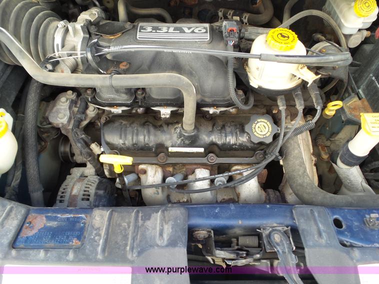 image for item L5519 2002 Dodge Grand Caravan Sport van
